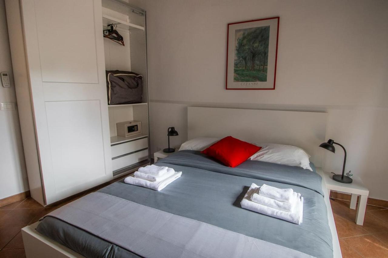 Casa Q163A Tuscolana Next To Metro Apartment Rome Luaran gambar
