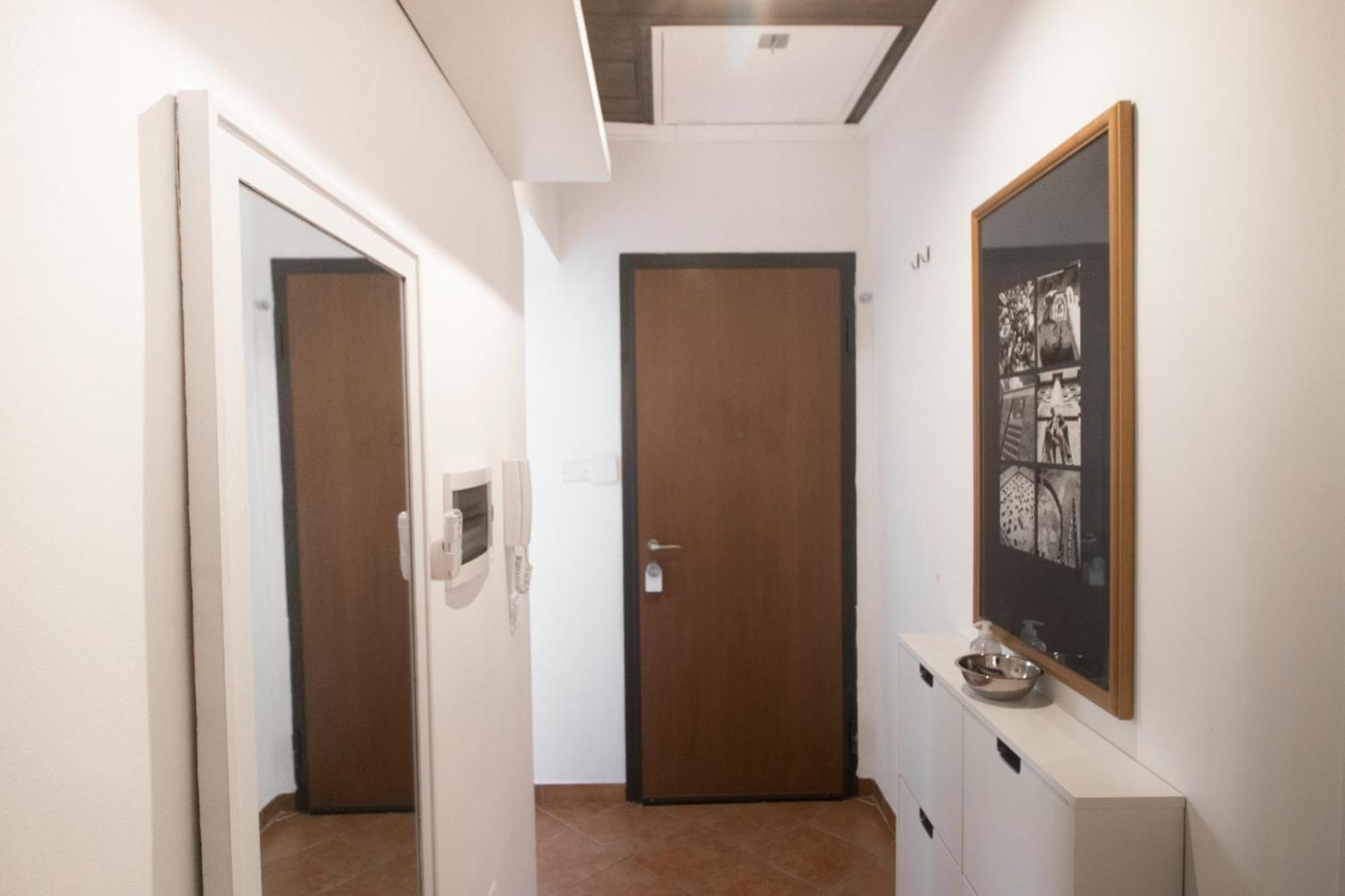 Casa Q163A Tuscolana Next To Metro Apartment Rome Luaran gambar
